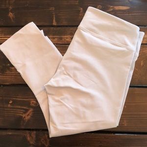 Fabletics Crop Leggings